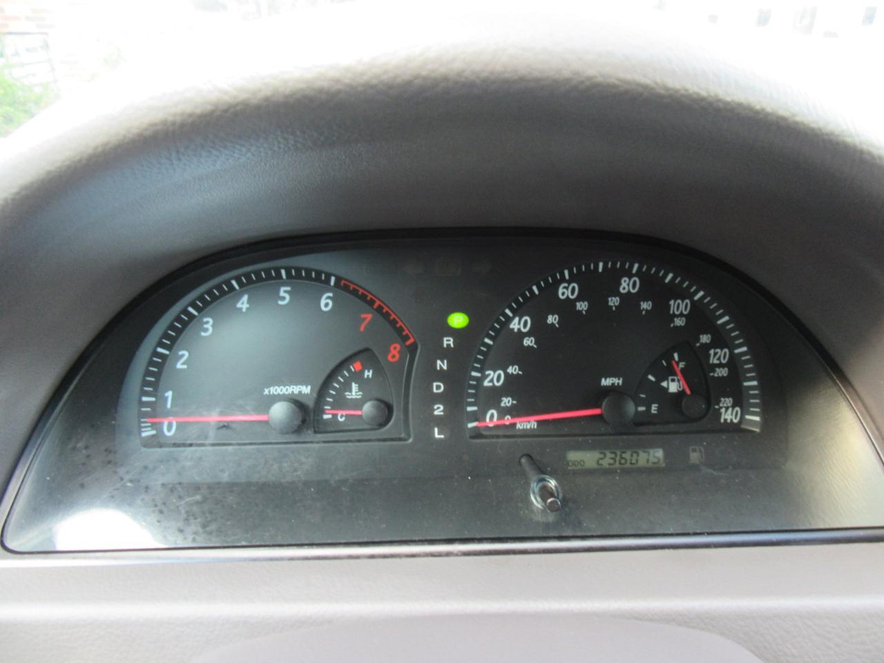 Toyota Camry LE 2003