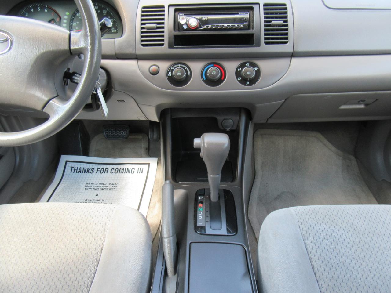 Toyota Camry LE 2003