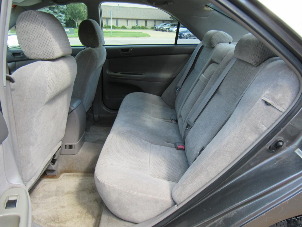 Toyota Camry LE 2003