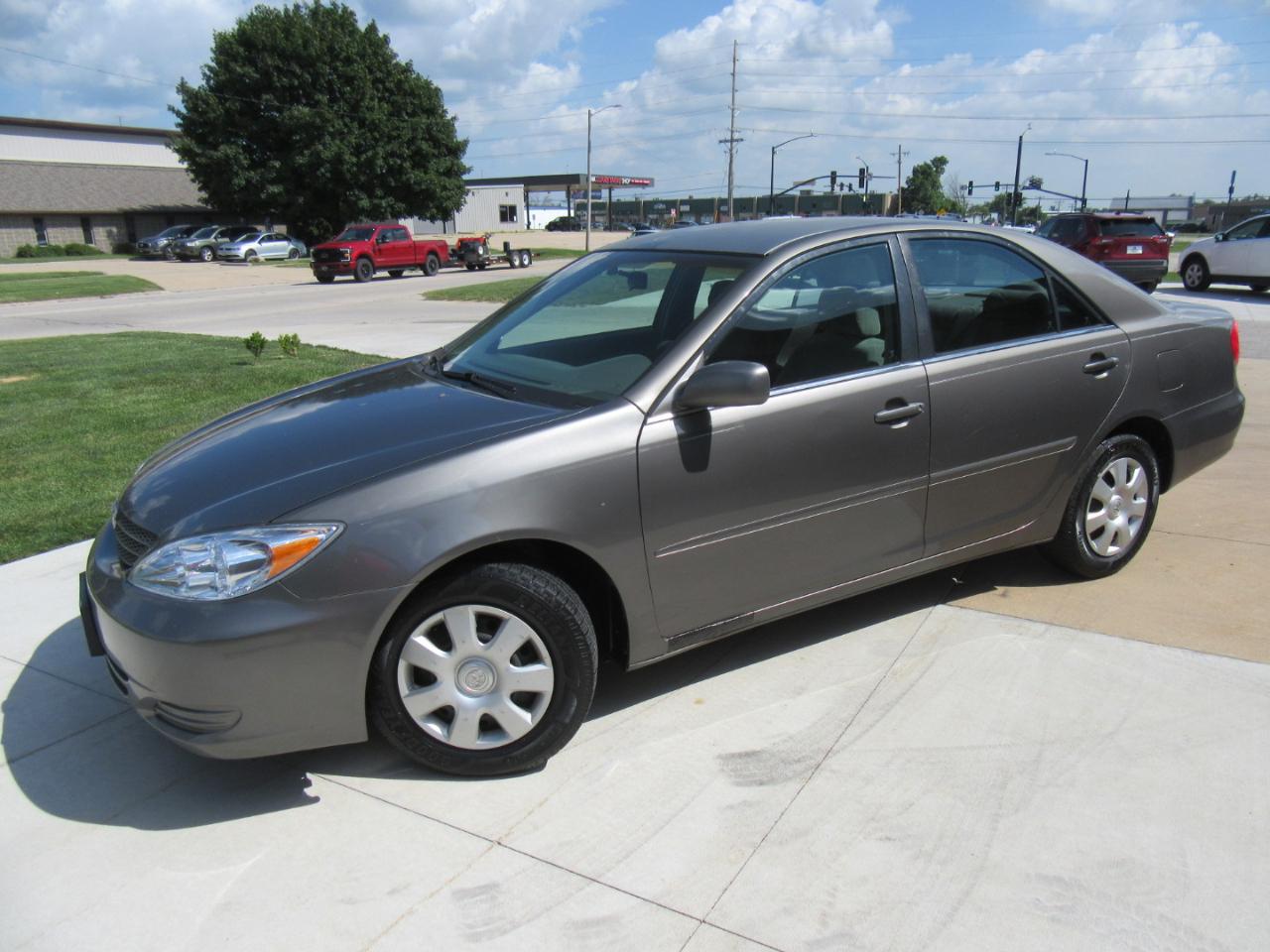 Toyota Camry LE 2003