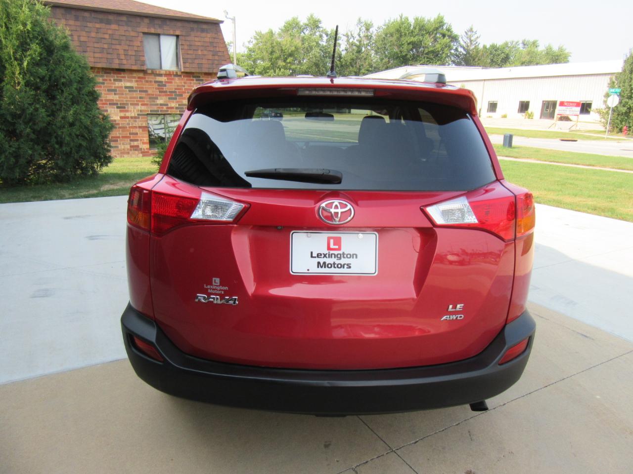 Toyota RAV4 LE AWD 2013