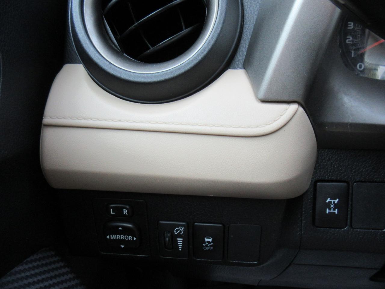 Toyota RAV4 LE AWD 2013