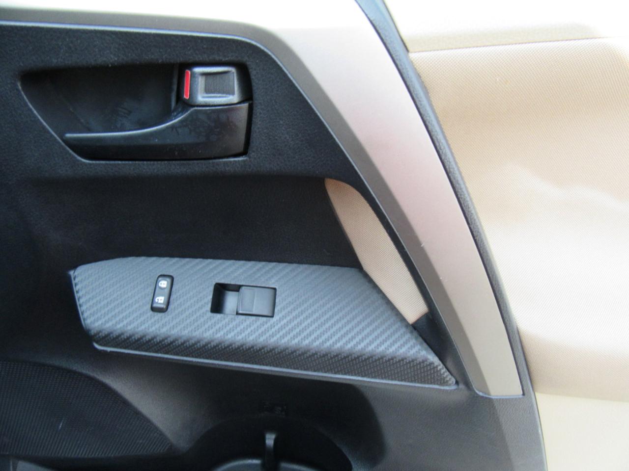 Toyota RAV4 LE AWD 2013