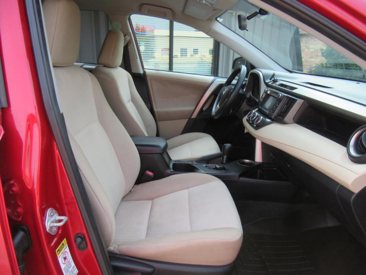 Toyota RAV4 LE AWD 2013