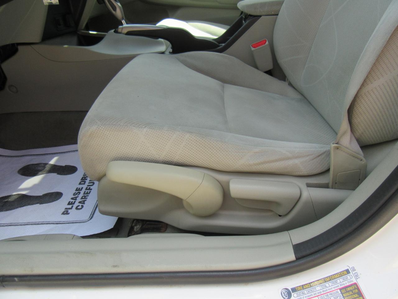 Honda Civic LX 2012