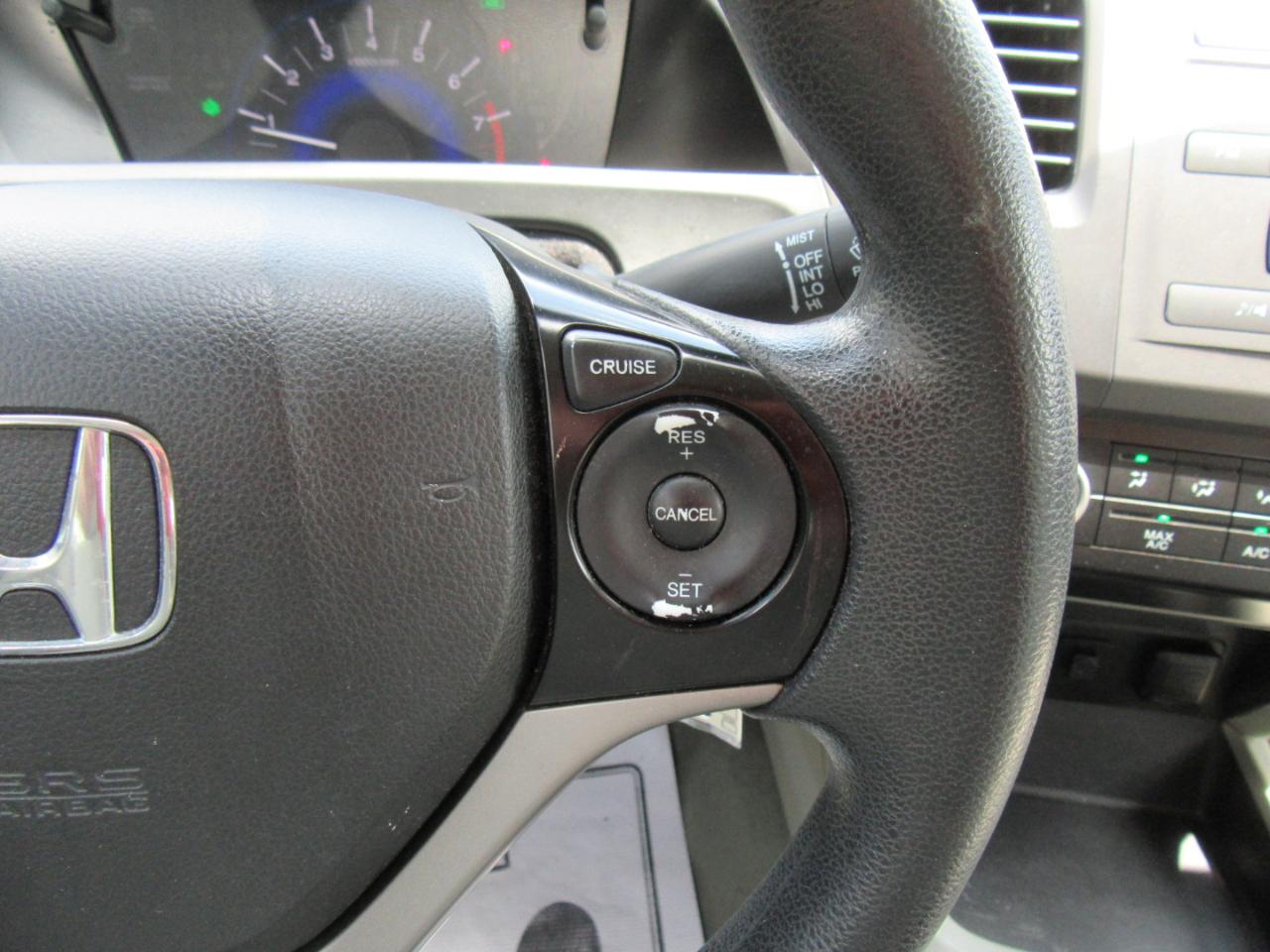Honda Civic LX 2012
