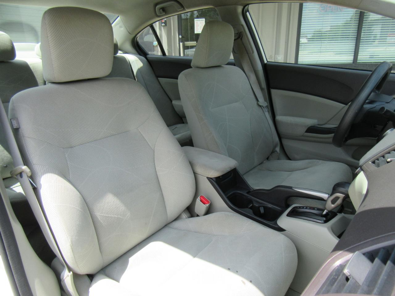 Honda Civic LX 2012