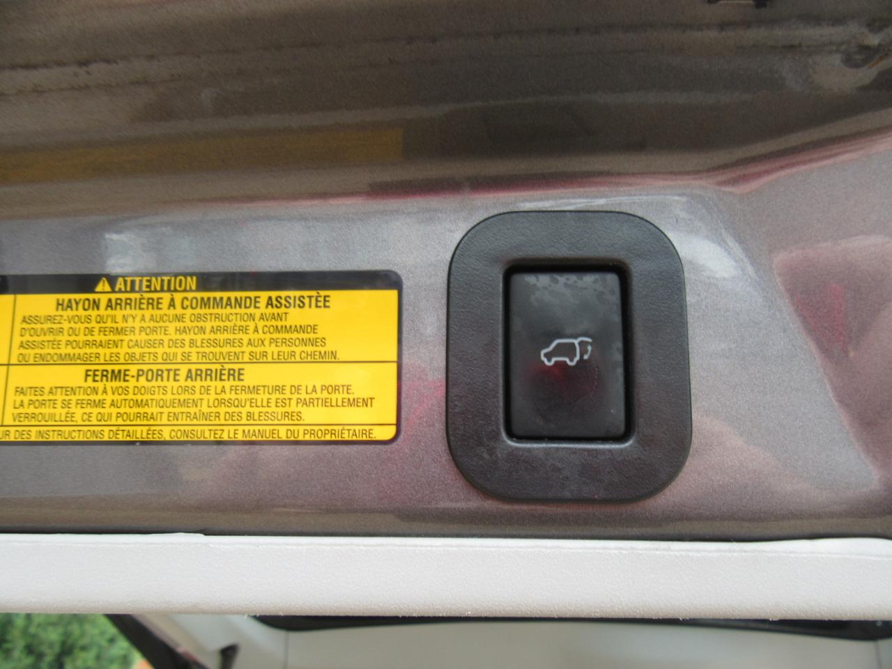 Toyota Sienna XLE FWD 8-Passenger V6 2013