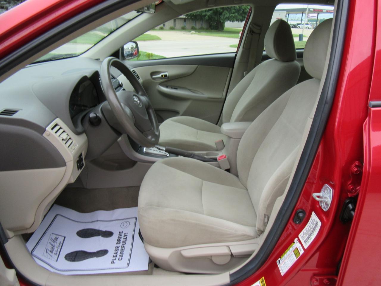 Toyota Corolla LE 2010