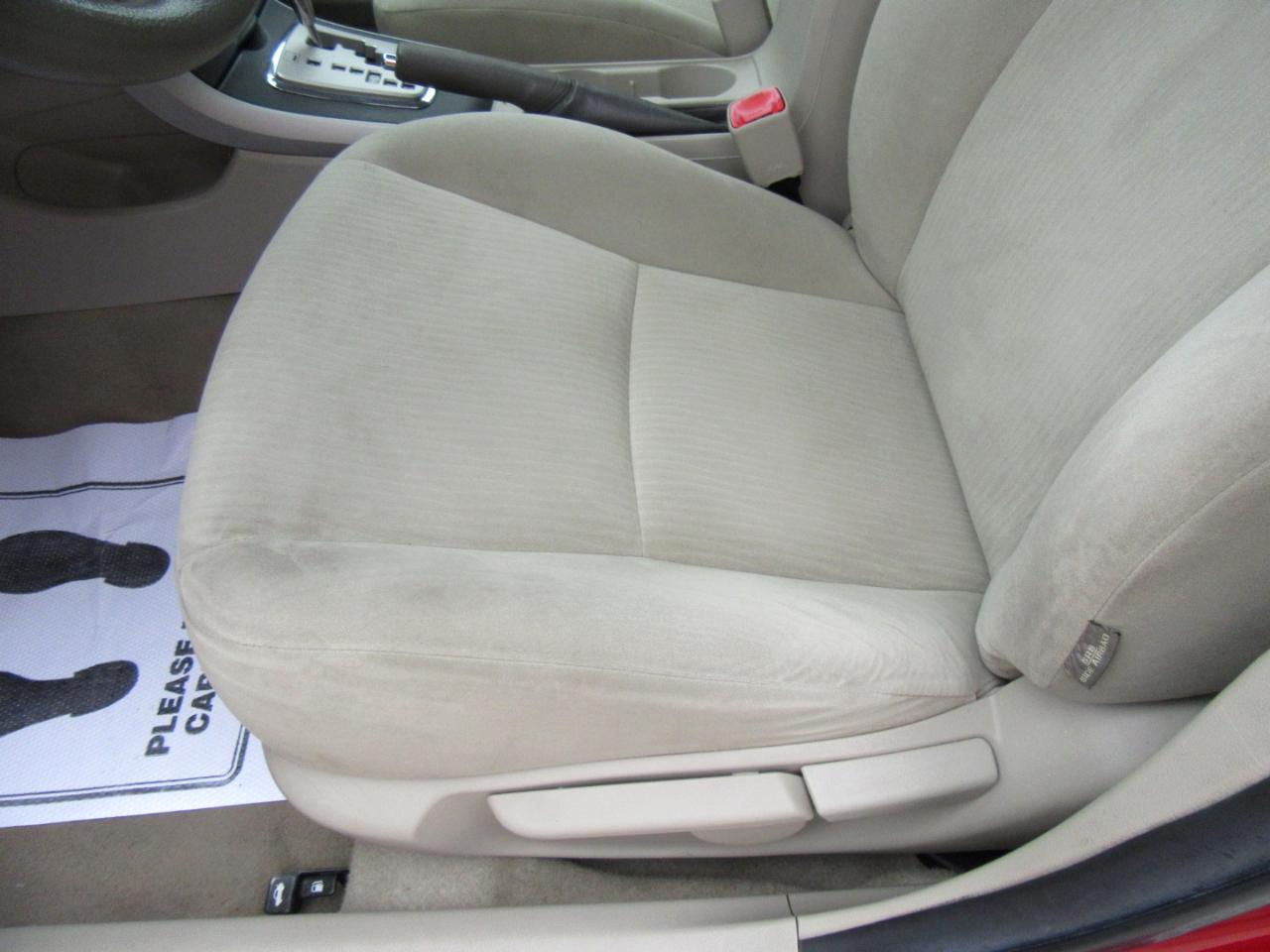 Toyota Corolla LE 2010