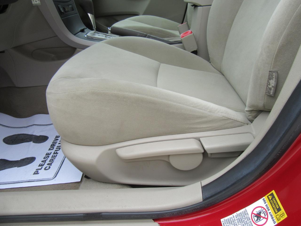 Toyota Corolla LE 2010