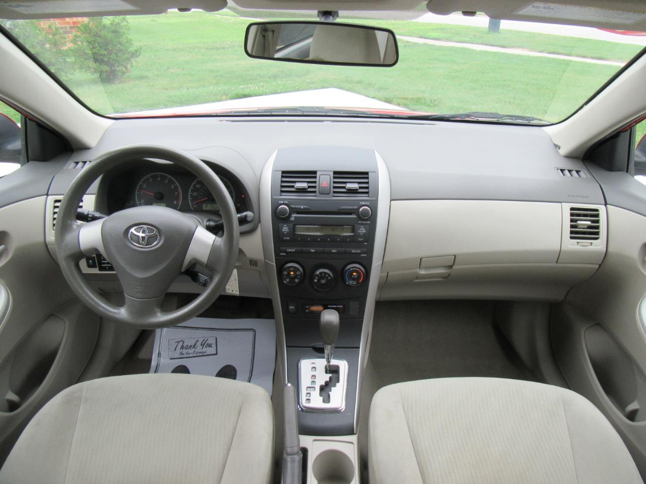 Toyota Corolla LE 2010