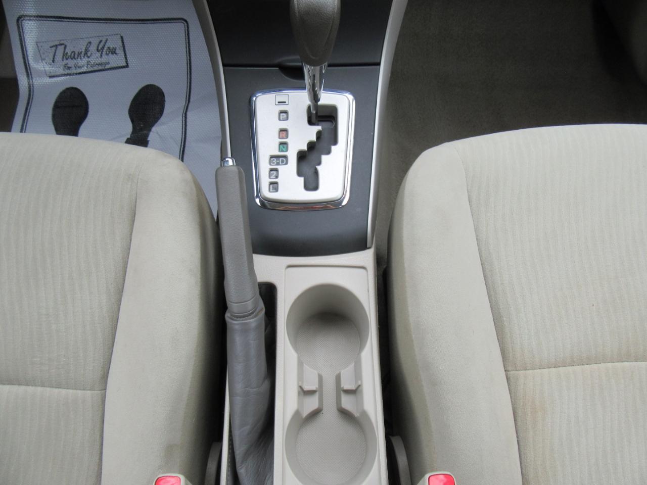 Toyota Corolla LE 2010