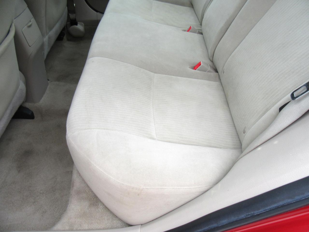 Toyota Corolla LE 2010