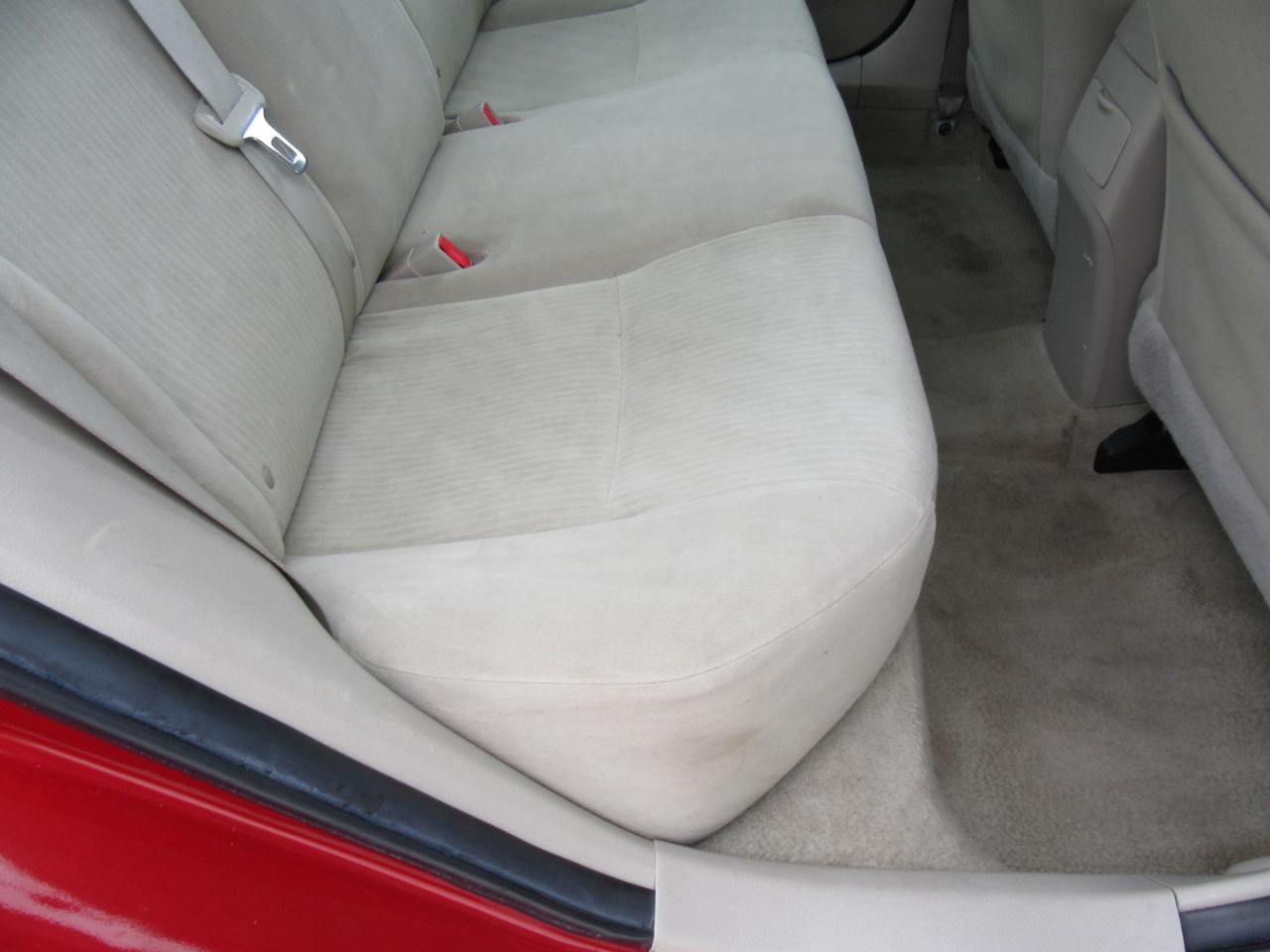 Toyota Corolla LE 2010