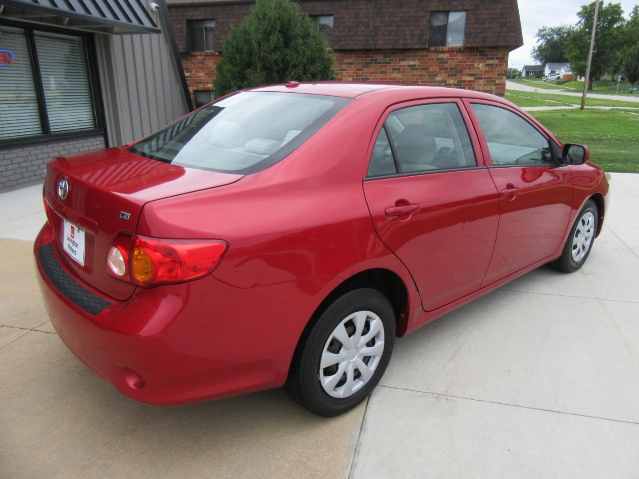 Toyota Corolla LE 2010