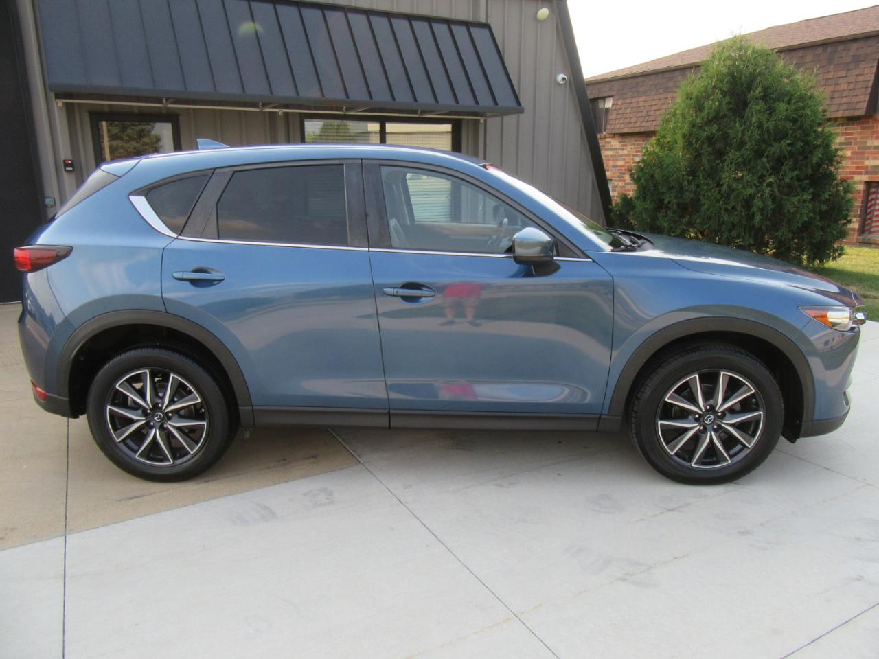 Mazda CX-5 Touring 2018