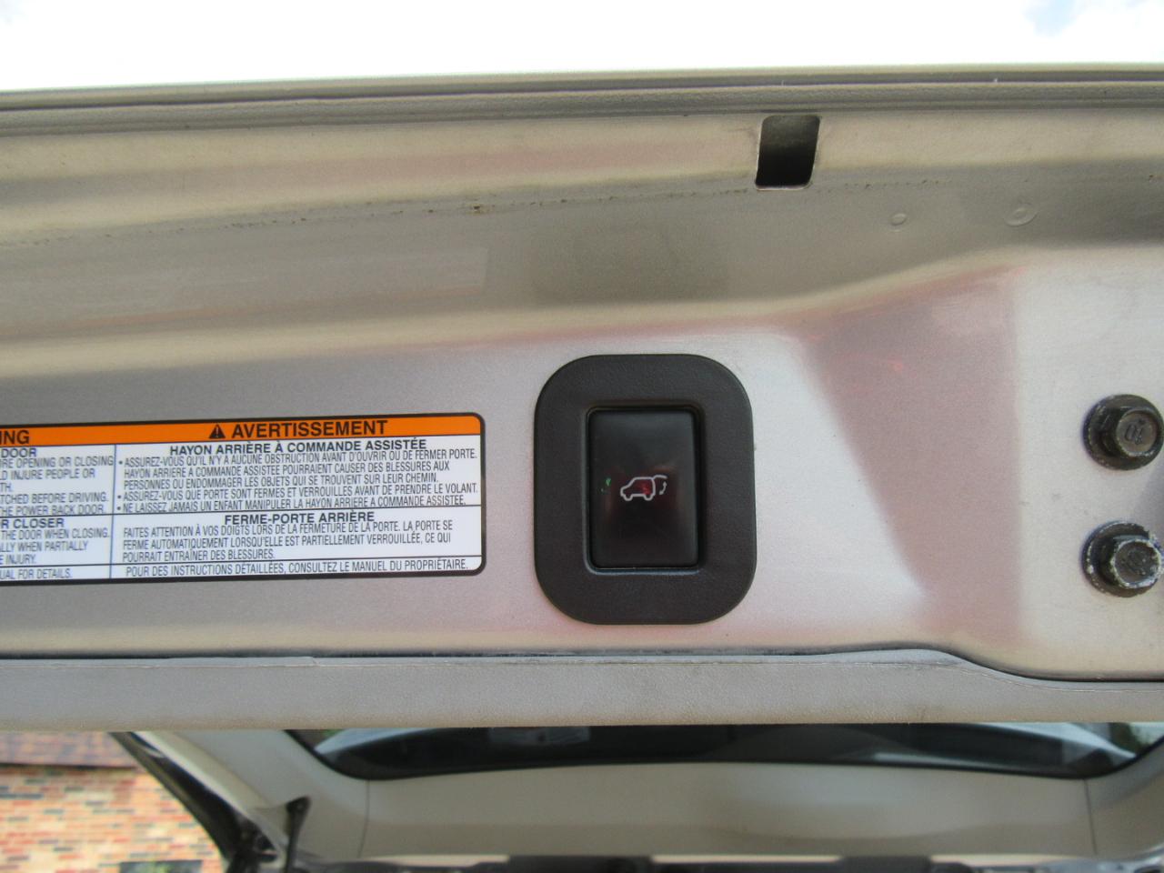 Toyota Sienna XLE FWD 8-Passenger V6 2016