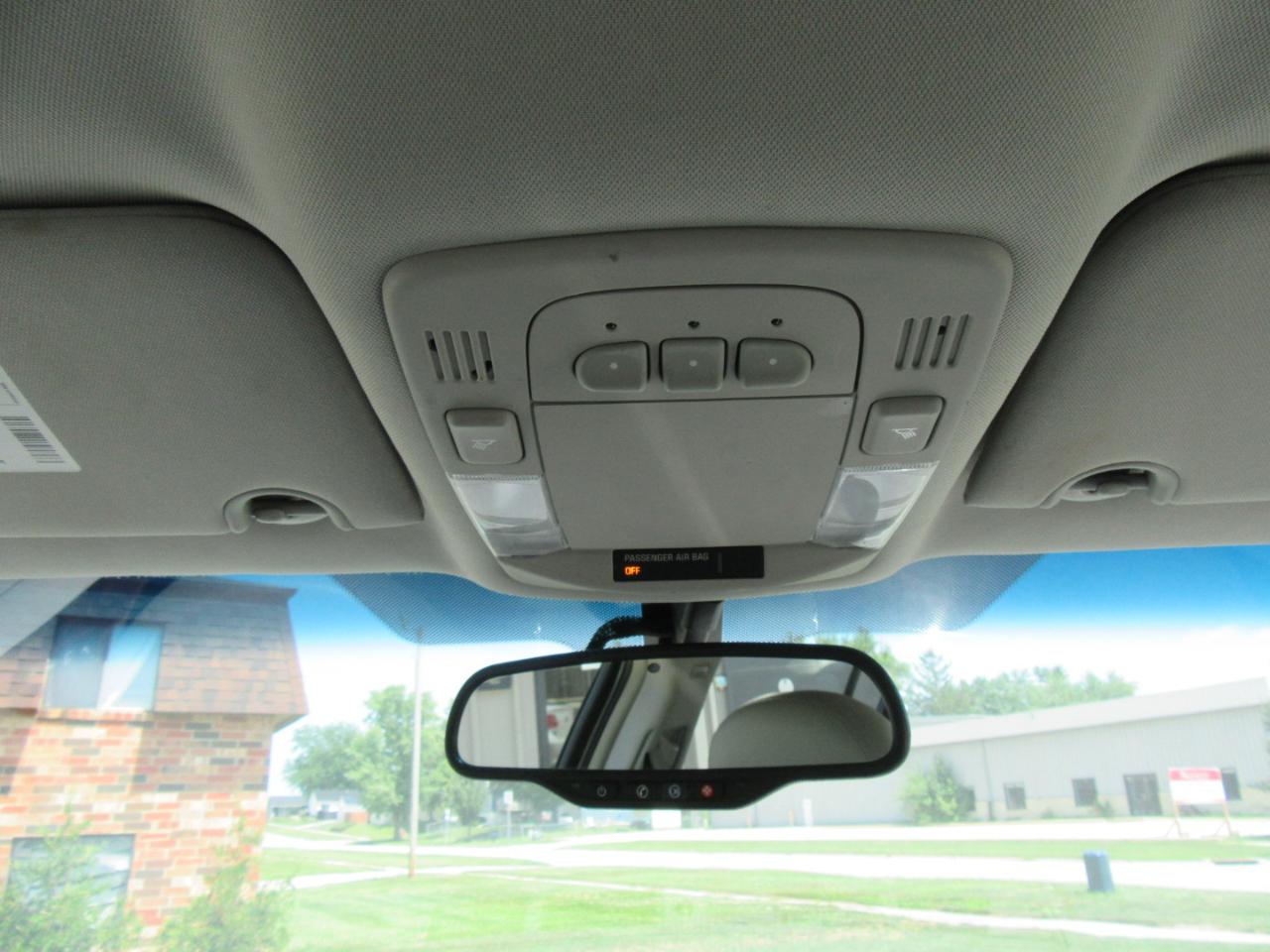 Buick Lucerne CXL 2011