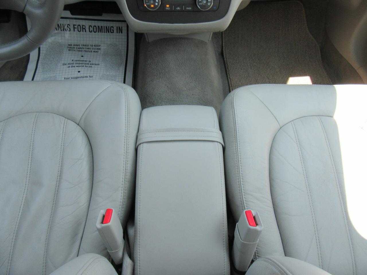 Buick Lucerne CXL 2011