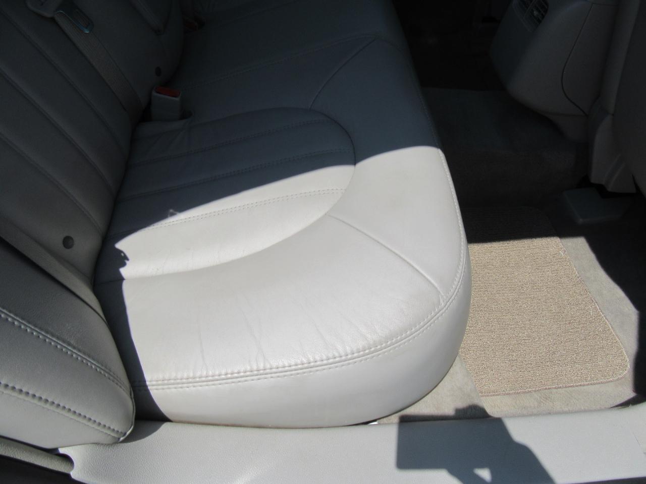 Buick Lucerne CXL 2011