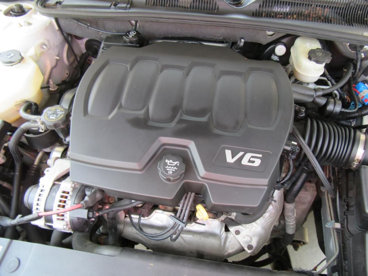 Buick Lucerne CXL 2011