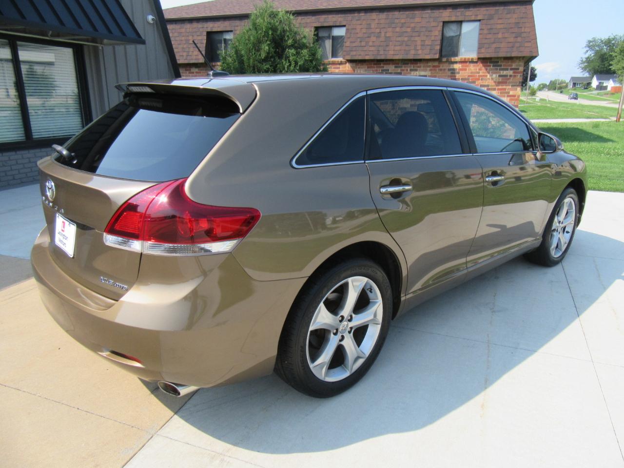 Toyota Venza XLE V6 AWD 2013
