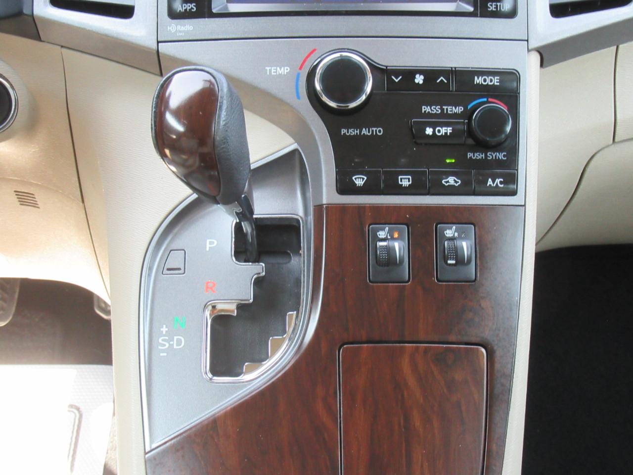 Toyota Venza XLE V6 AWD 2013