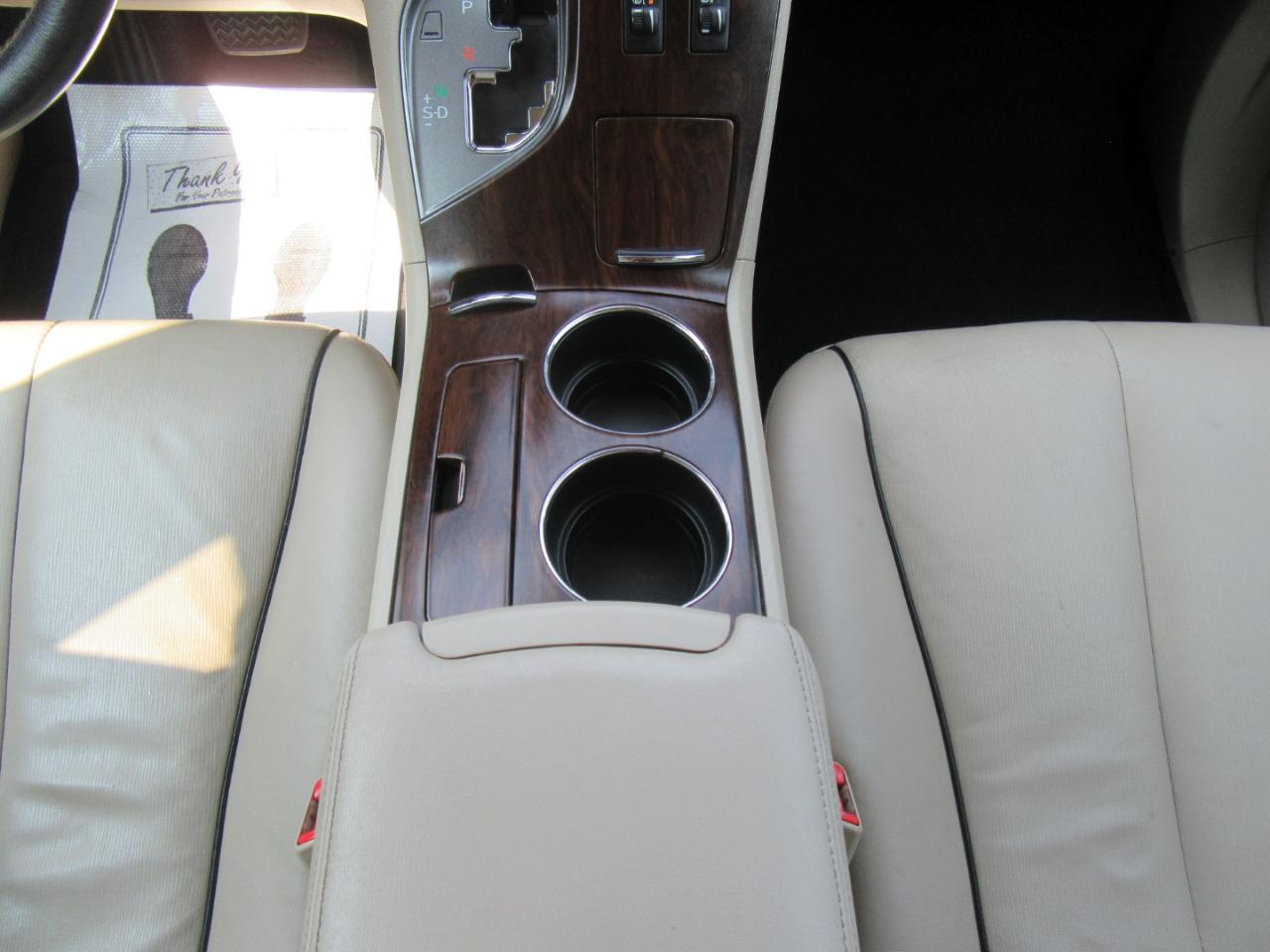 Toyota Venza XLE V6 AWD 2013