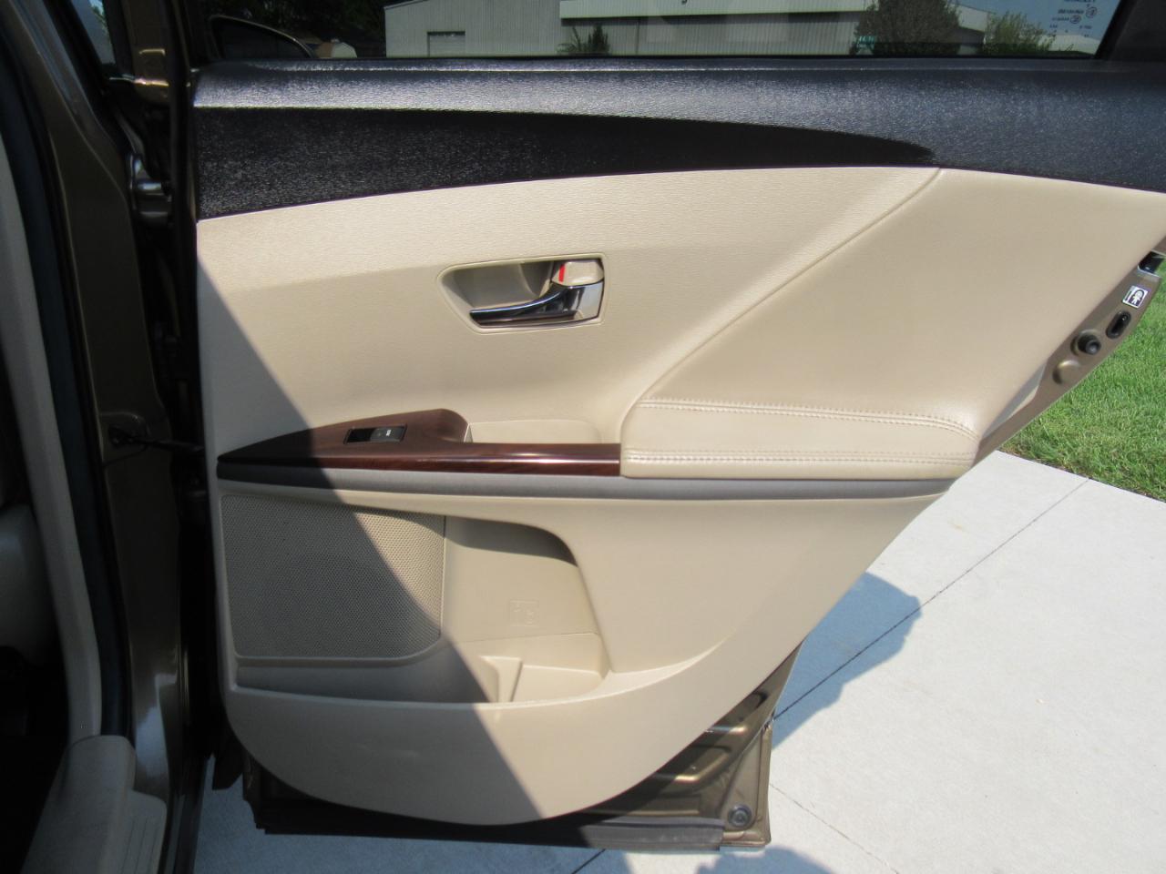 Toyota Venza XLE V6 AWD 2013