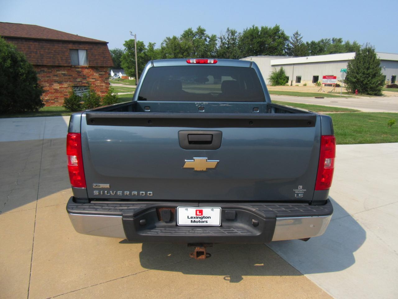 Chevrolet Silverado 1500 LS Crew Cab 4WD 2010