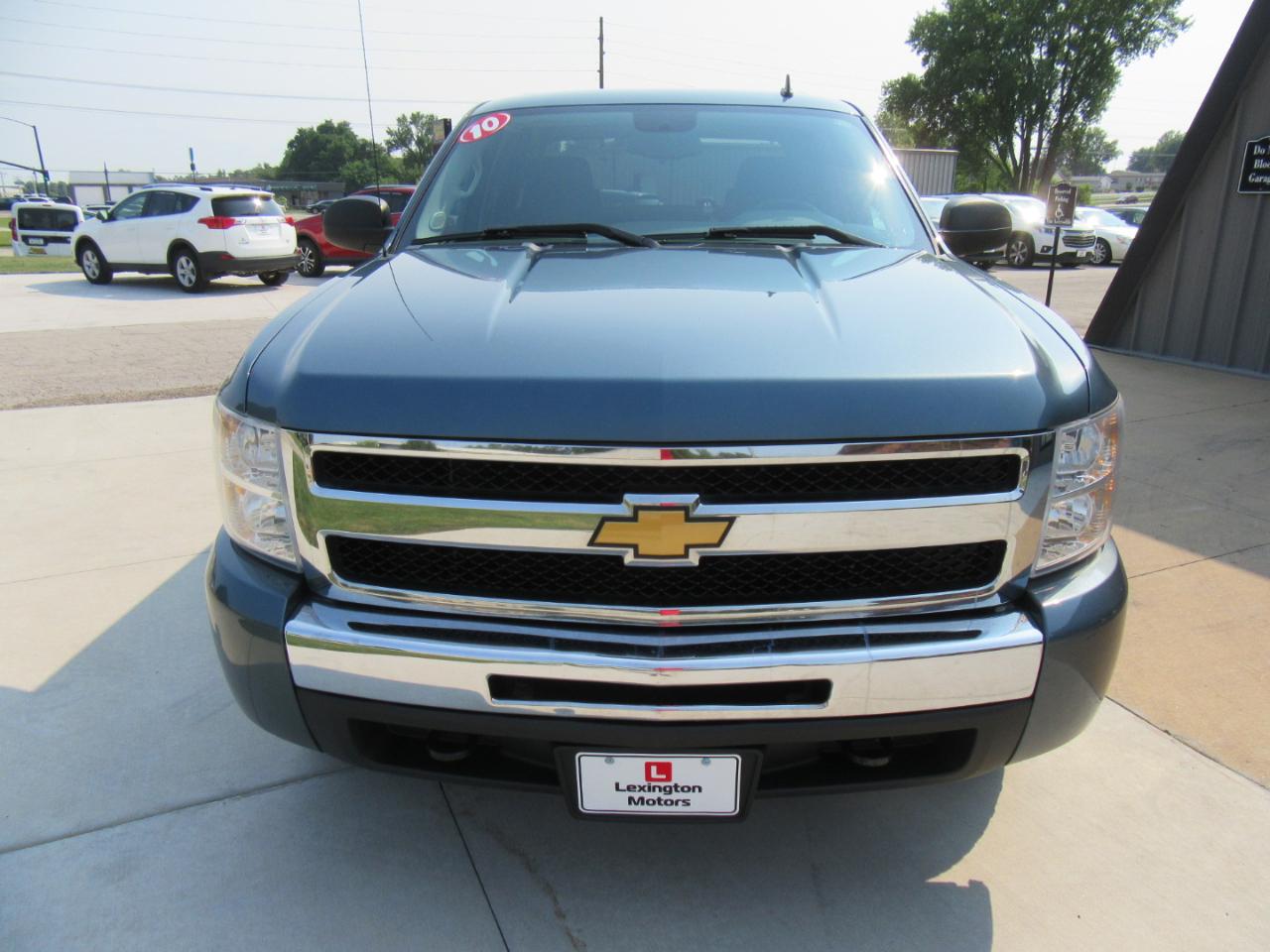 Chevrolet Silverado 1500 LS Crew Cab 4WD 2010