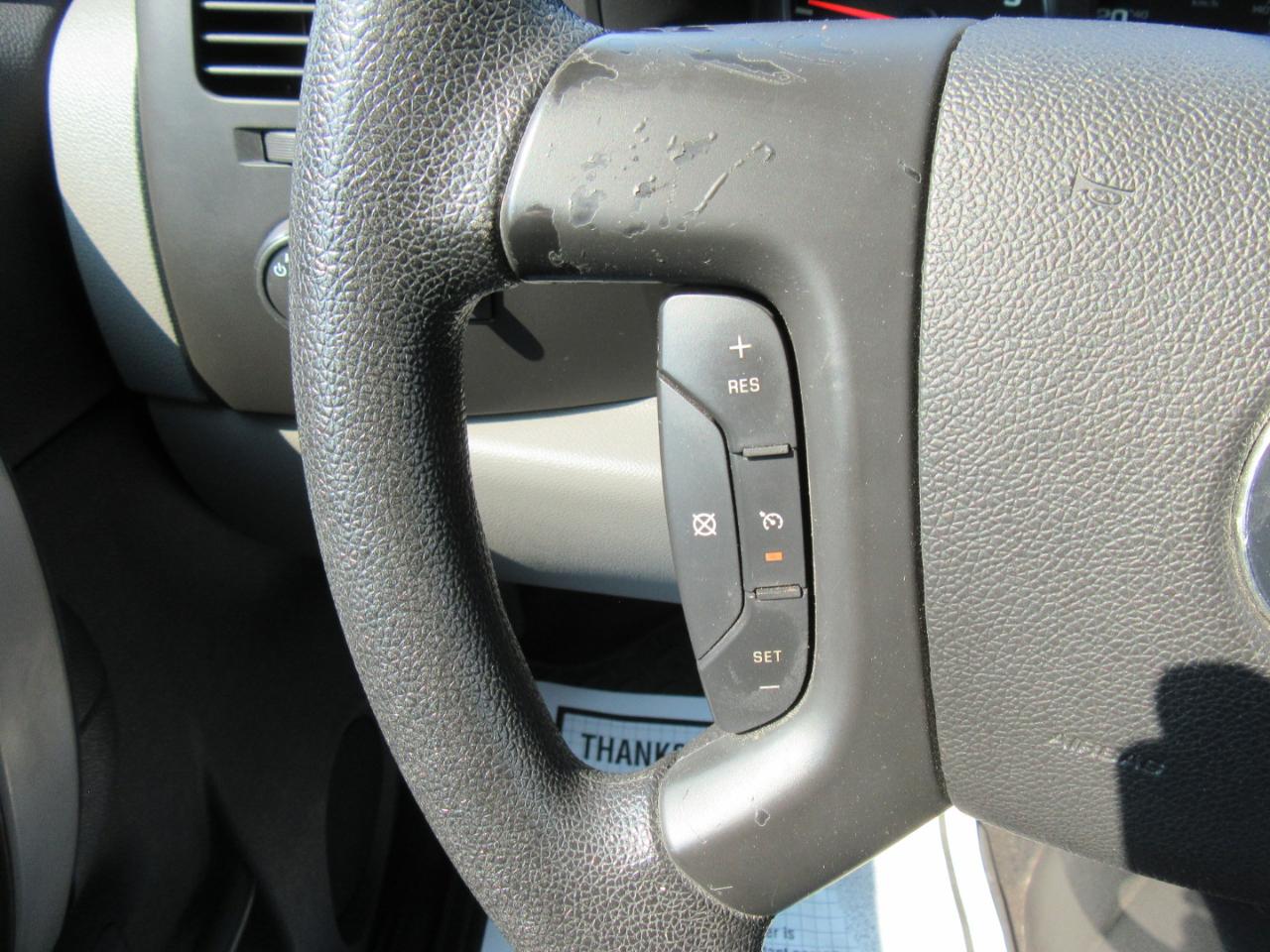 Chevrolet Silverado 1500 LS Crew Cab 4WD 2010