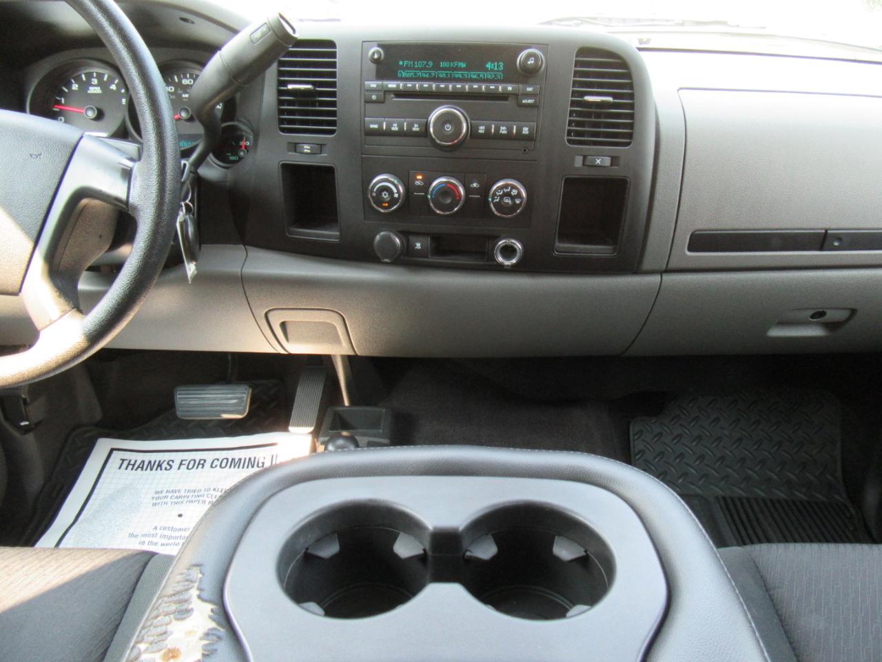 Chevrolet Silverado 1500 LS Crew Cab 4WD 2010