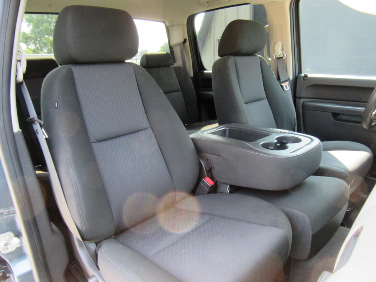 Chevrolet Silverado 1500 LS Crew Cab 4WD 2010