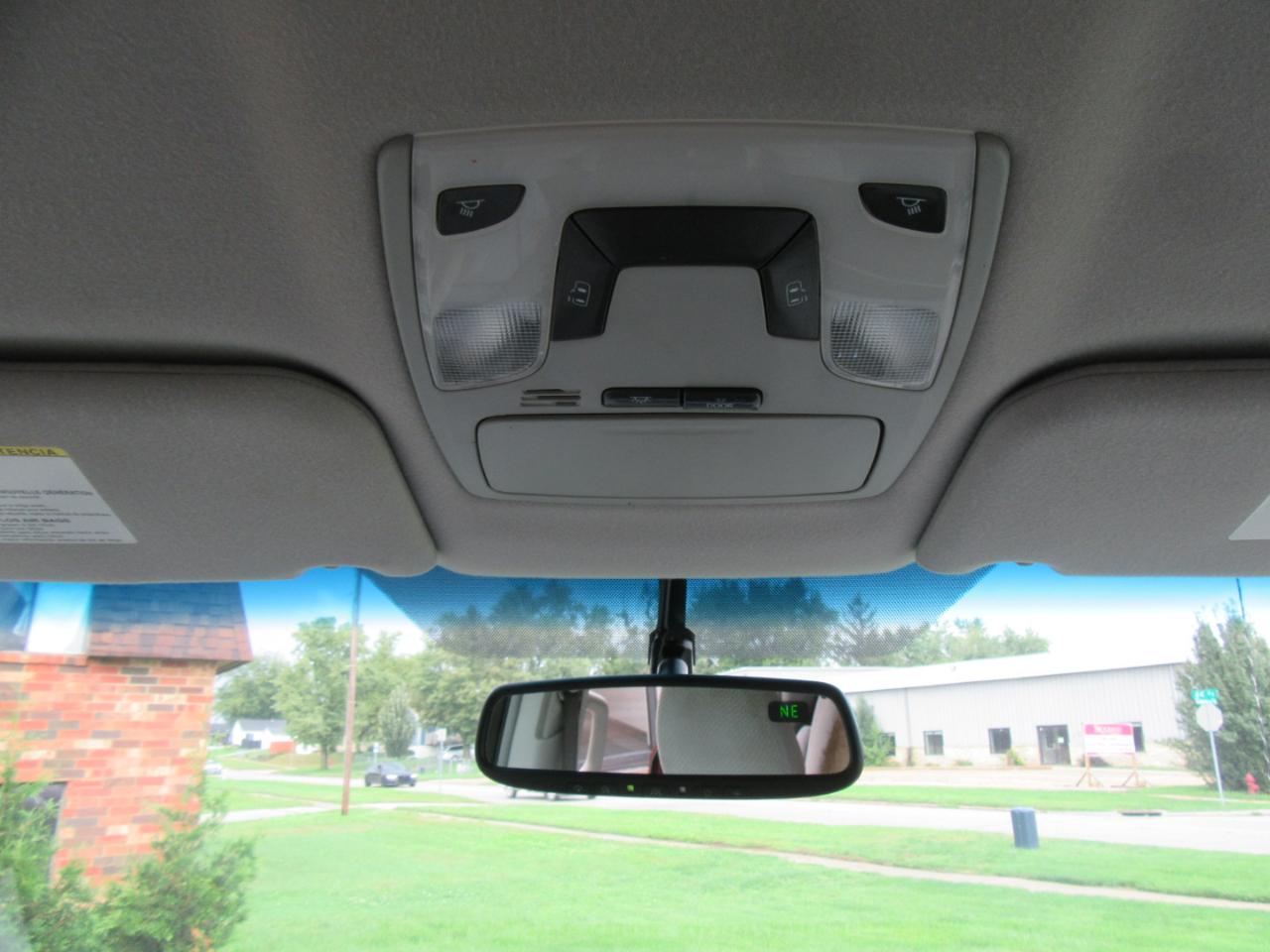 Toyota Sienna LE FWD 8-Passenger V6 2013