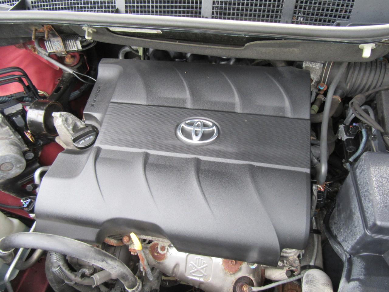Toyota Sienna LE FWD 8-Passenger V6 2013