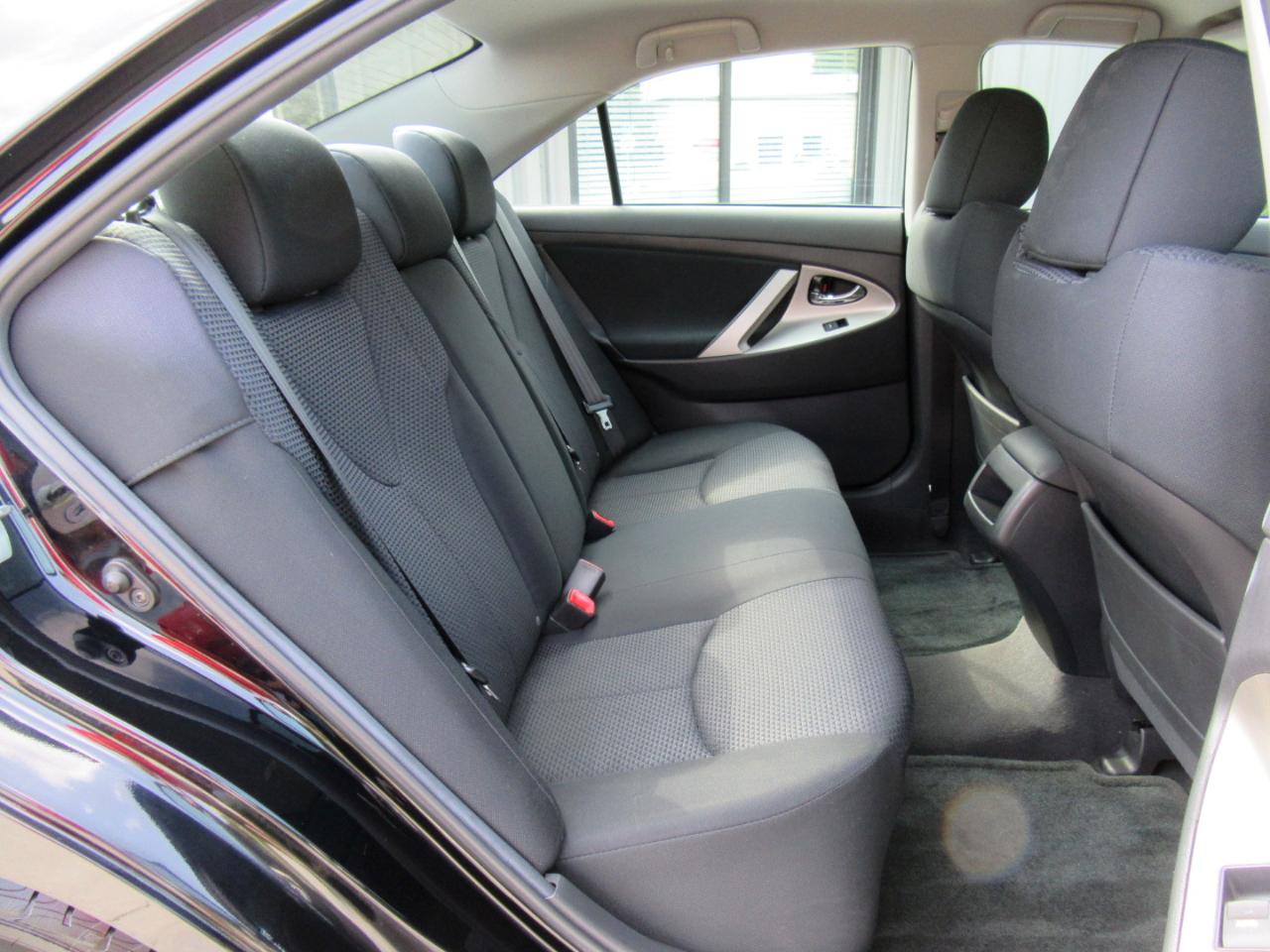 Toyota Camry SE 2011