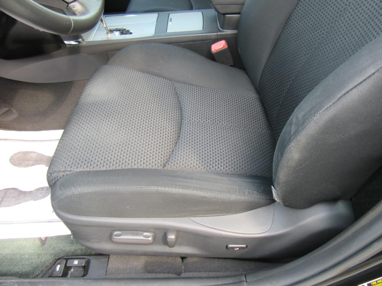 Toyota Camry SE 2011