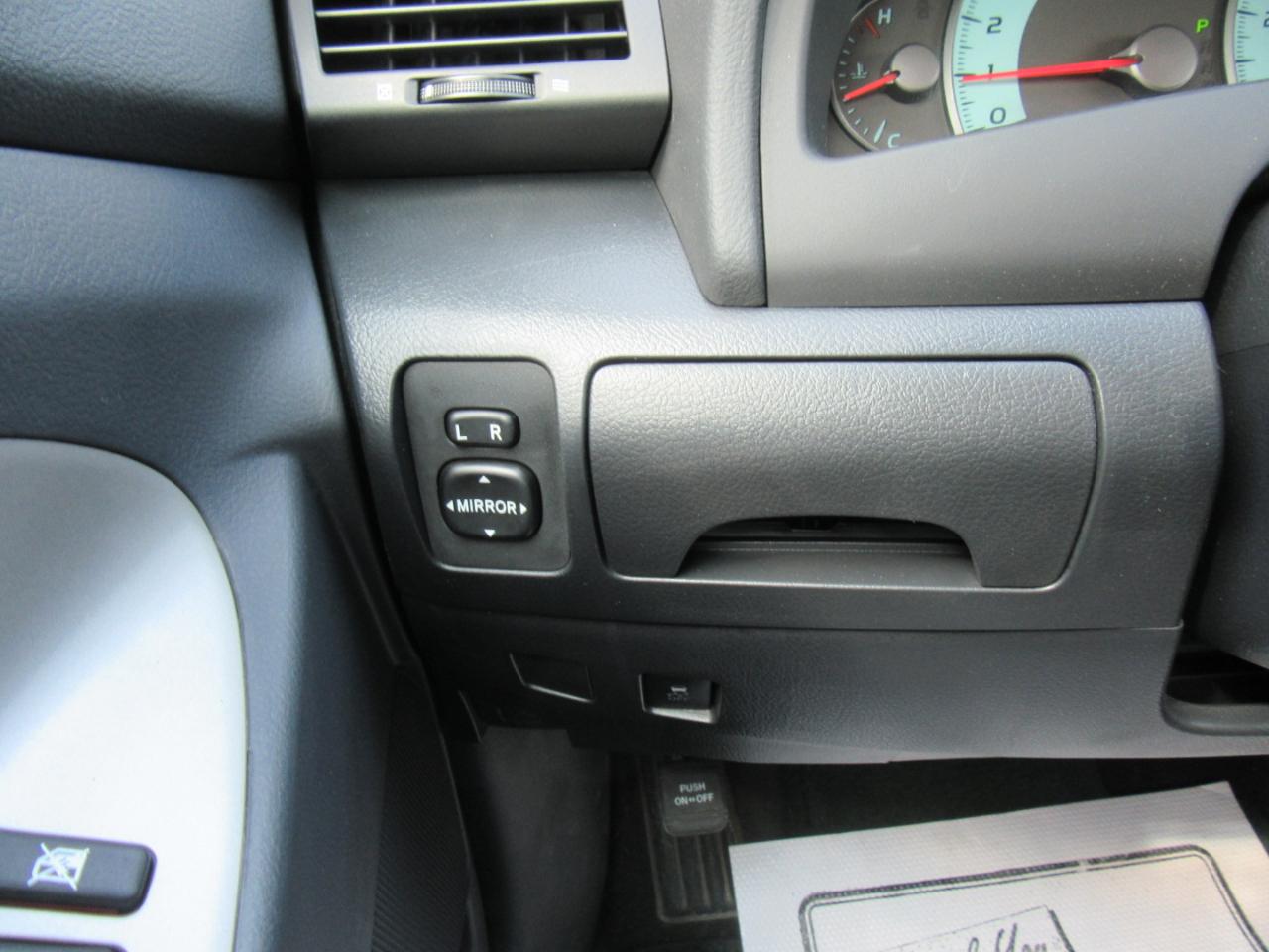 Toyota Camry SE 2011