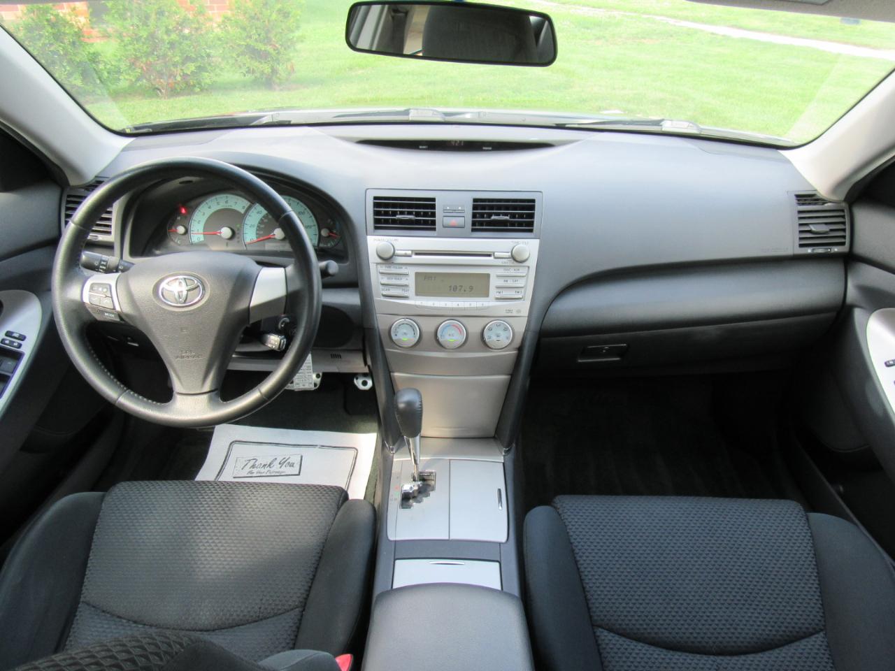 Toyota Camry SE 2011