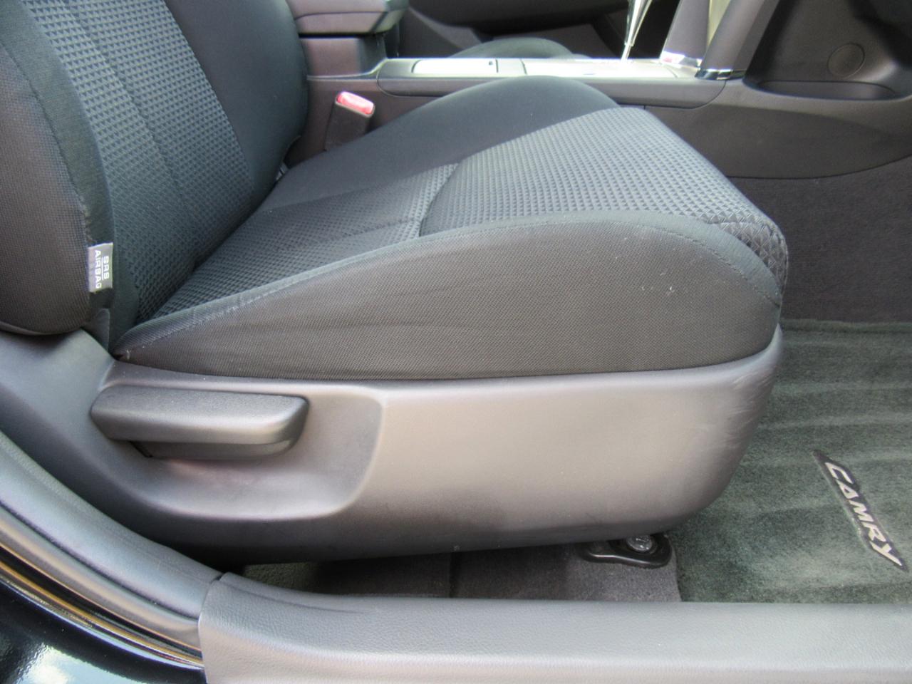 Toyota Camry SE 2011