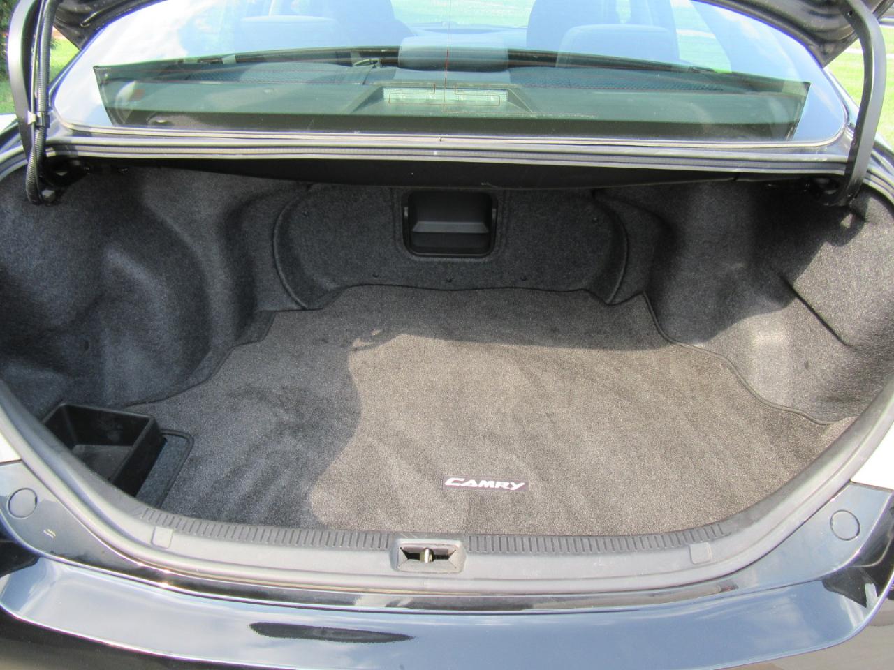 Toyota Camry SE 2011