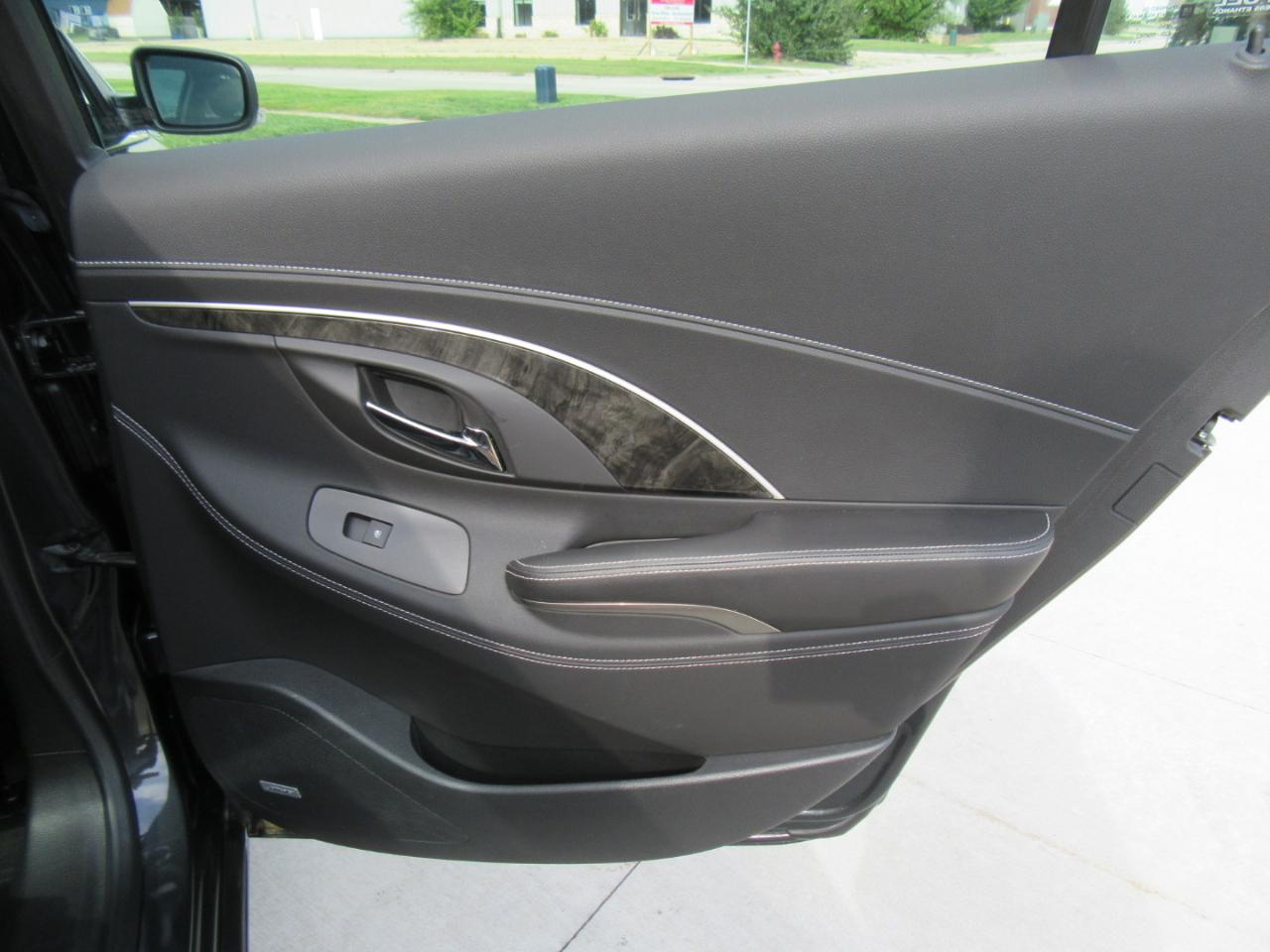 Buick LaCrosse Premium Package 2, w/Leather 2014