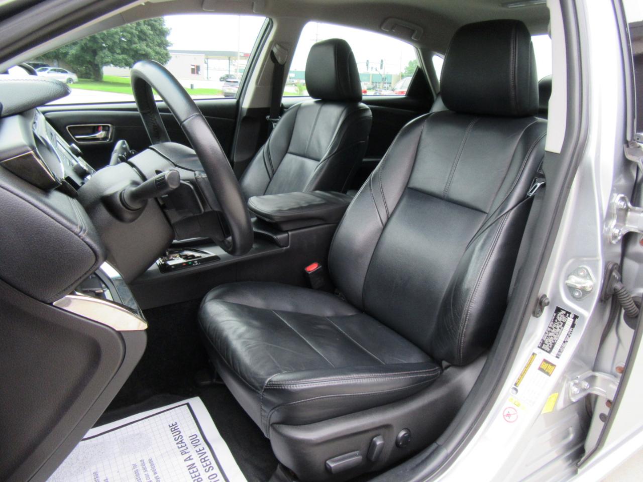 Toyota Avalon XLE 2018