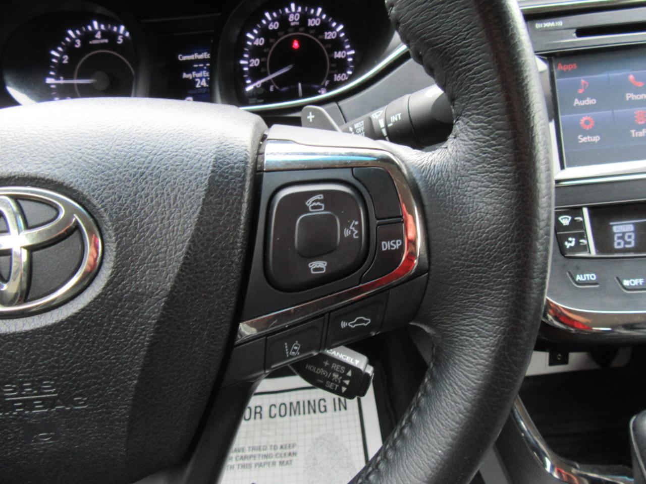 Toyota Avalon XLE 2018