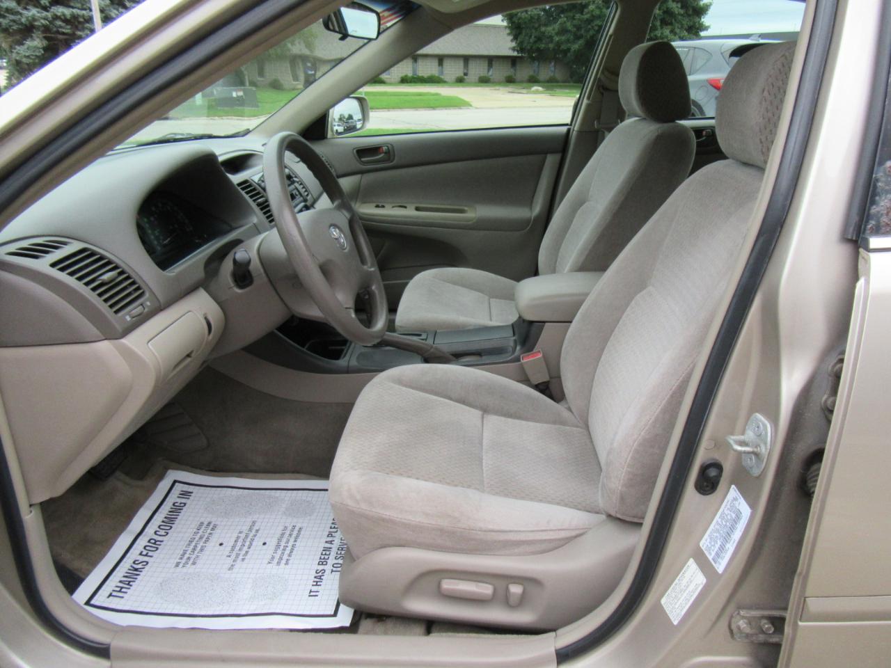 Toyota Camry LE 2003