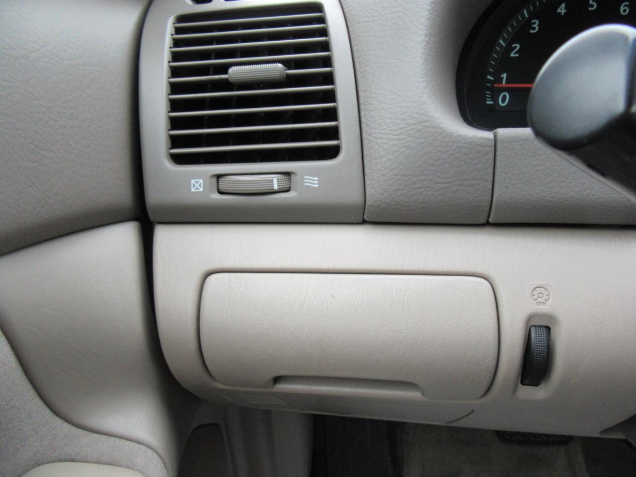 Toyota Camry LE 2003