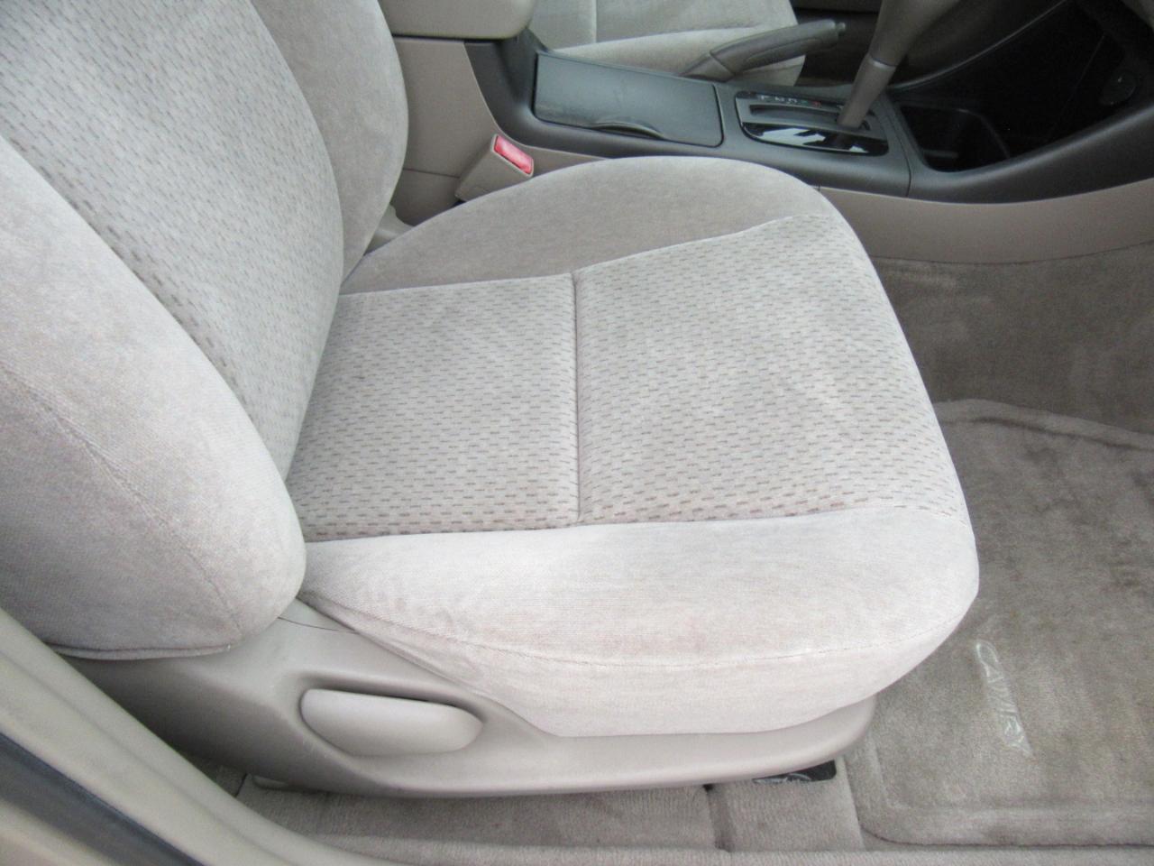 Toyota Camry LE 2003