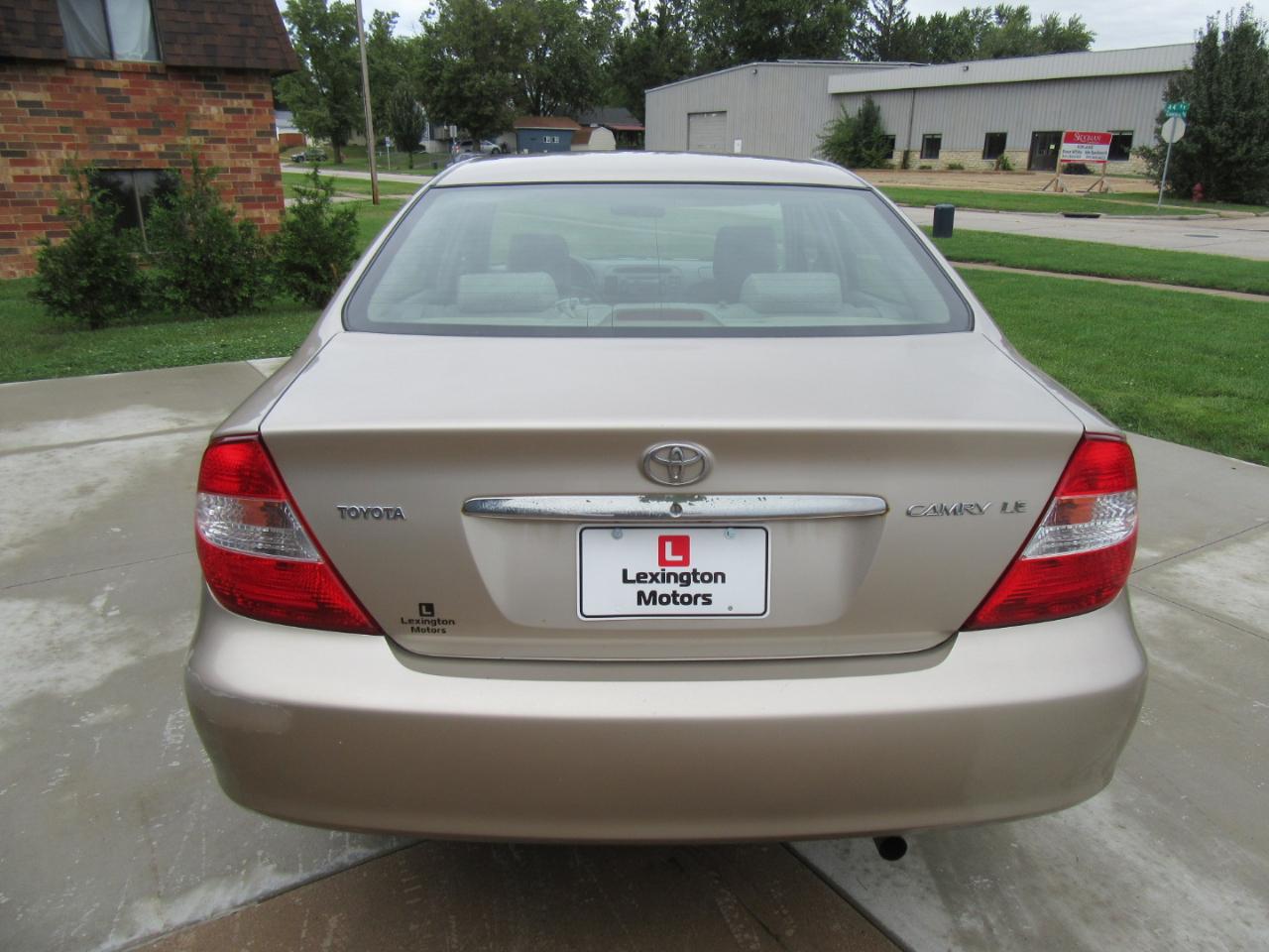 Toyota Camry LE 2003